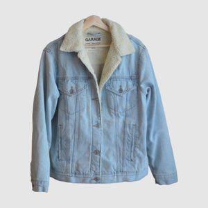 Garage Sherpa Lined Denim Jacket – Light Wash, Size L, Cozy & Stylish